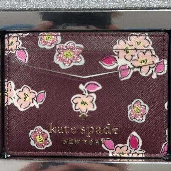 ♠️♠️Kate Spade Tinsel Deep Berry Glitter Fabric Boxed Card Case Holder NWT - Picture 2 of 5